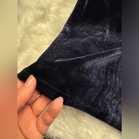 Purple Velvet midi dress - Picture 6 of 6